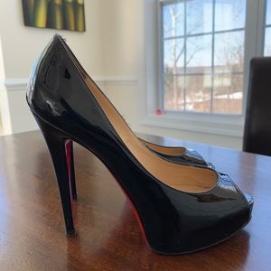 Christian louboutin peep toe heels